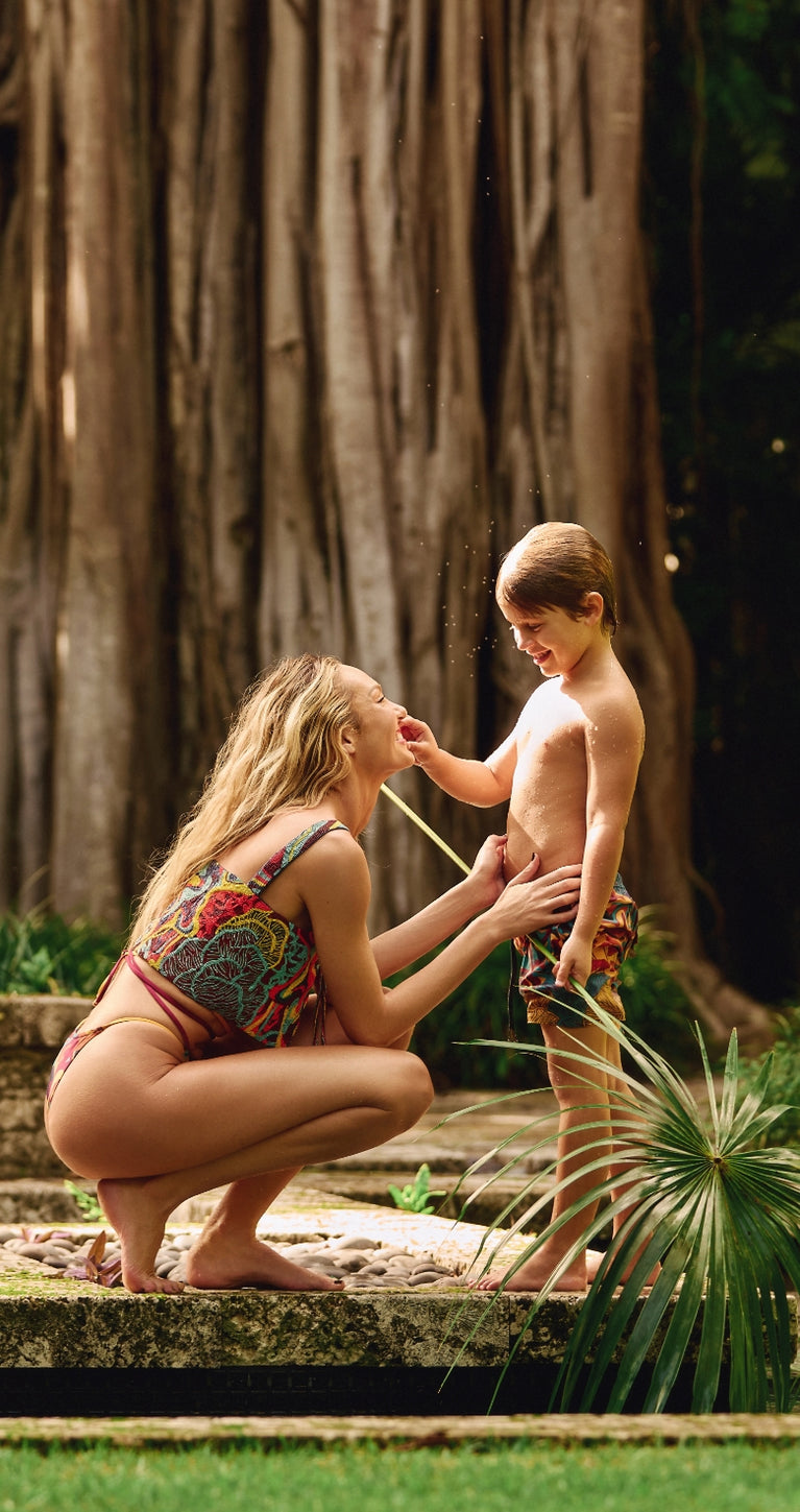 Campaign picture Agua Bendita x Tropic of C