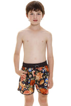 Thumbnail - numen-tiago-kids-trunk-12295-front-with-model - 1