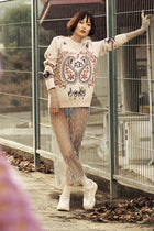 Thumbnail - Christy-Sweater-14654-campaign - 2