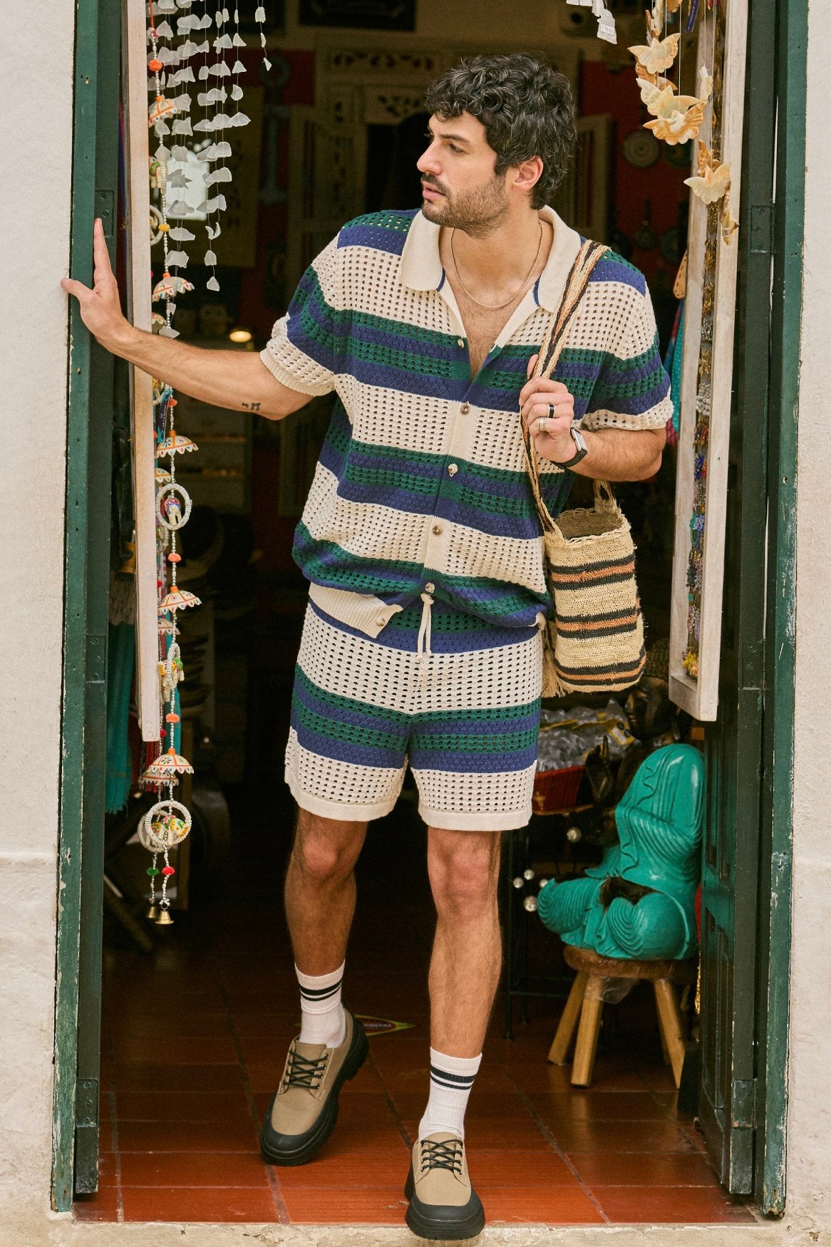 Tissu-Maury-Men-Shorts-20083-2-HOVER.jpg