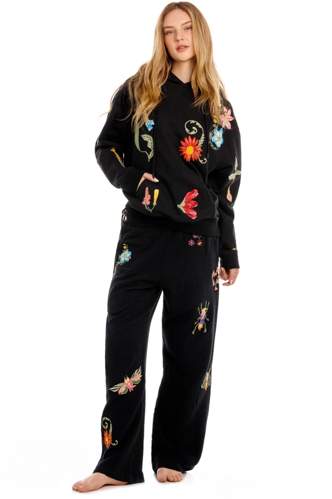 Ambar-Nakia-Hoodie-20406-1.jpg