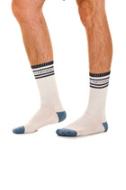 Thumbnail - Cipres-Tripack-Socks-14264-white-style-with-model - 2