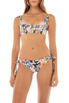 Thumbnail - Eda-Reversible-Bikini-Bottom-13471-front-with-model - 6