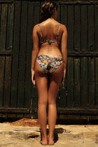 Thumbnail - Eda-Reversible-Bikini-Bottom-13471-campaign - 2