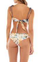 Thumbnail - Jardim-Daicy-Bikini-Top-14270-back-with-model - 4