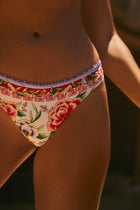 Thumbnail - Korin-Lola-Bikini-Bottom-13161-LifeStyle-Picture - 2