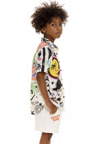 Thumbnail - naif-karl-kids-shirt-12339-side-with-model - 6