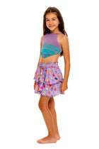 Thumbnail - plash-kids-crop-top-hanna-13703-side-with-model - 1