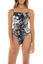 Thumbnail - Wats-Kali-One-piece-14306-front-reversible-side-with-model - 3