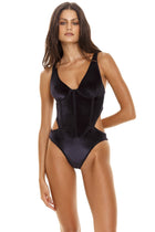 Thumbnail - aguja-tanin-bodysuit-12840-front-with-model - 1