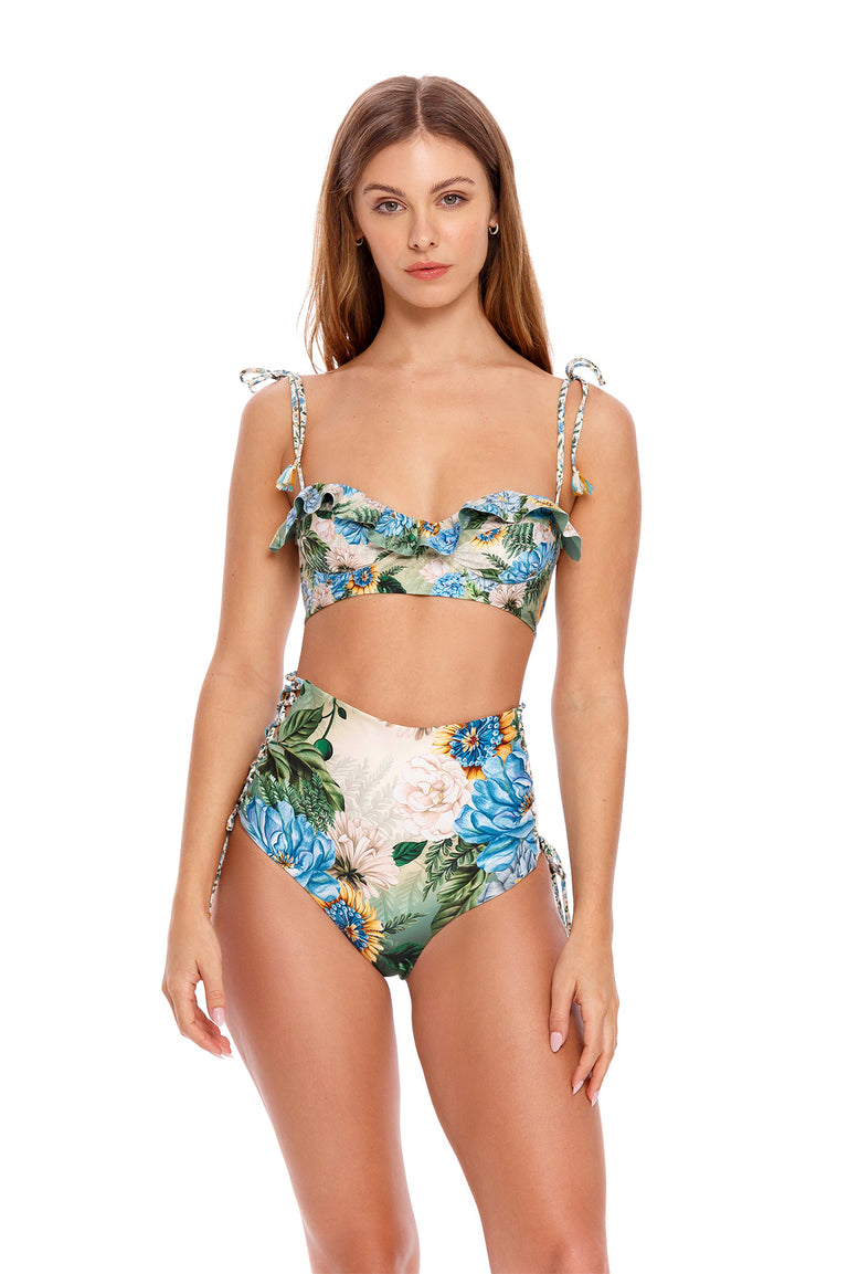 aine-margot-bikini-top-10508-front-with-model - 1