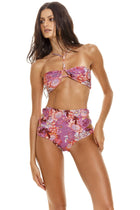 Thumbnail - boreal-erma-bikini-top-12776-front-with-model - 1