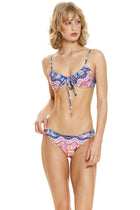 Thumbnail - boreal-freya-bikini-top-12774-front-with-model - 1