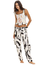 Thumbnail - gleam-lisina-pants-13195-front-with-model - 3