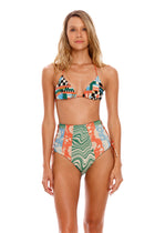 Thumbnail - Kaaw-Hope-Bikini-Bottom-10100-front-reversible-side-with-model - 4