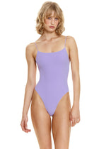 Thumbnail - Korin-kali-one-piece-13202-front-with-model - 1