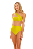 Thumbnail - praia-alicia-bikini-bottom-11200-front-with-model - 3