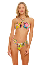 Thumbnail - praia-lua-bikini-top-11156-front-with-model-way-2 - 5