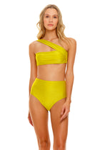 Thumbnail - praia-malia-bikini-top-11199-front-with-model - 1