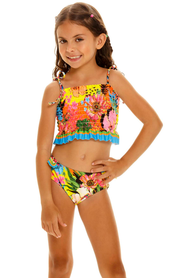 praia-manya-kids-bikini-11172-front-with-model - 1