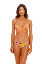 Thumbnail - praia-nechi-bikini-top-11158-front-with-model-2 - 5