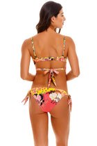Thumbnail - praia-nechi-bikini-top-11158-back-with-model - 3