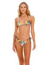 Thumbnail - shaka-alegria-bikini-bottom-11119-front-with-model - 3