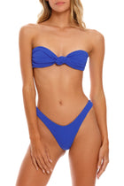 Thumbnail - solid-lucille-bikini-top-9369-front-strapless-with-model - 4