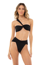 Thumbnail - Solids-mariette-bikini-top-14140-front-with-model - 1