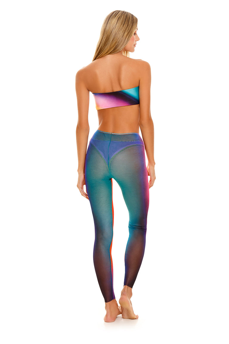 vini-bia-leggings-10553-back-with-model - 2