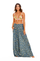 Thumbnail - vita-jane-pants-10989-front-with-model-way-1 - 1