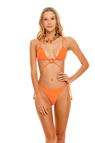 Thumbnail - vita-lake-bikini-top-11033-front-with-model-2 - 6