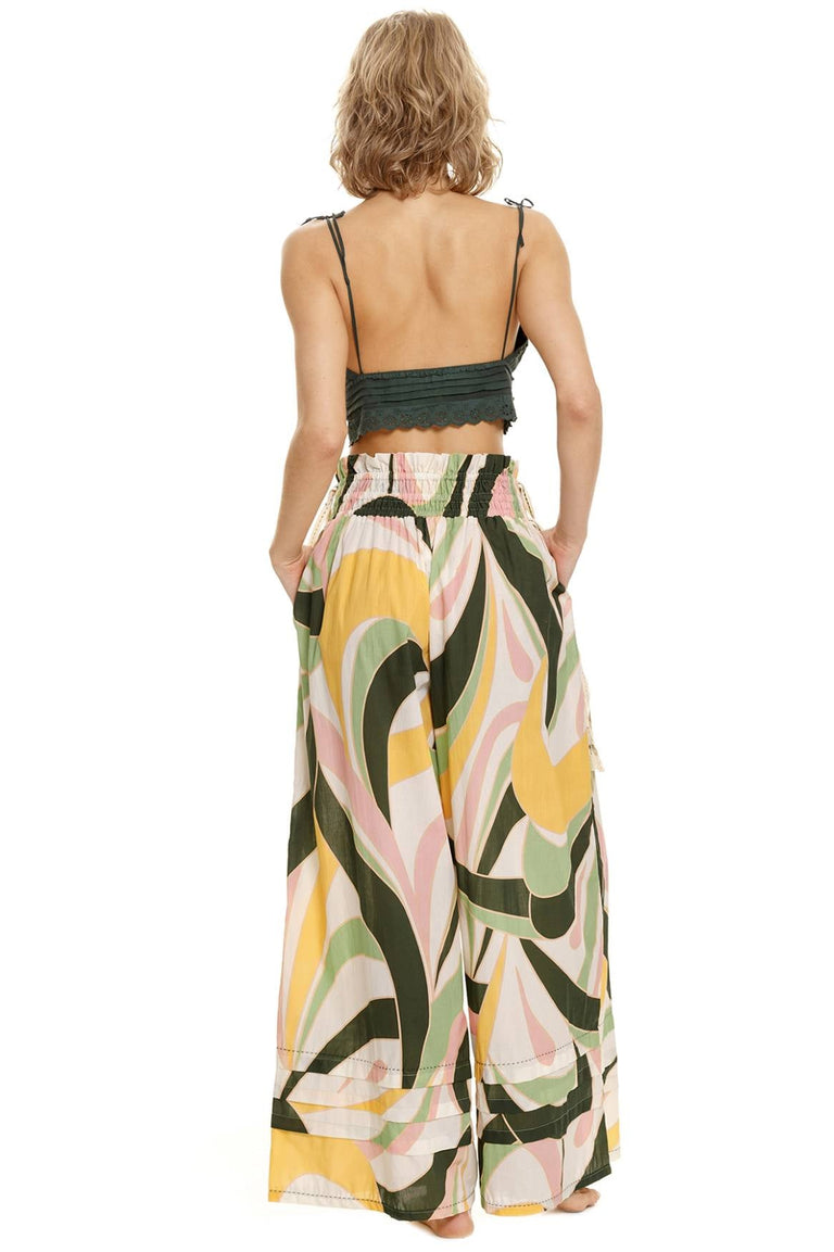 vitreo-tatum-pants-12803-back-with-model - 1